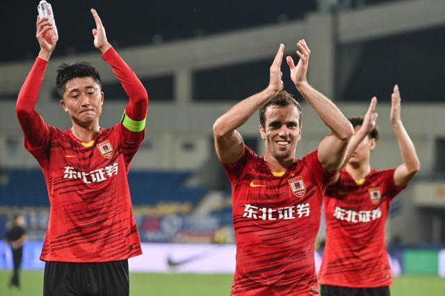 欧冠实时比分-升至第二！亚泰外援全面复苏爆发 或成一大黑马？