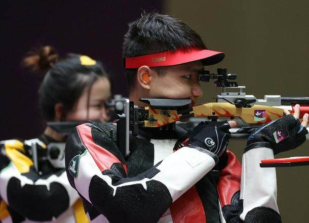 顶住重压后程发力 杨倩杨皓然力挫美国组合再添金