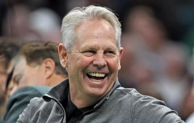 欧冠数据统计-和安吉谈判是怎样一种体验（上）：他真爱讨价还价！